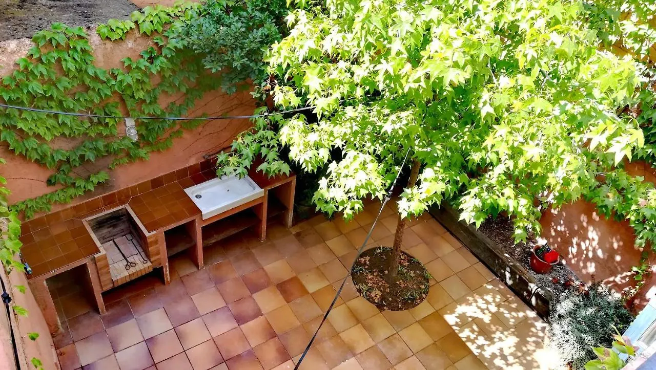 Moll House, The Hostel Palamós Πανσιόν